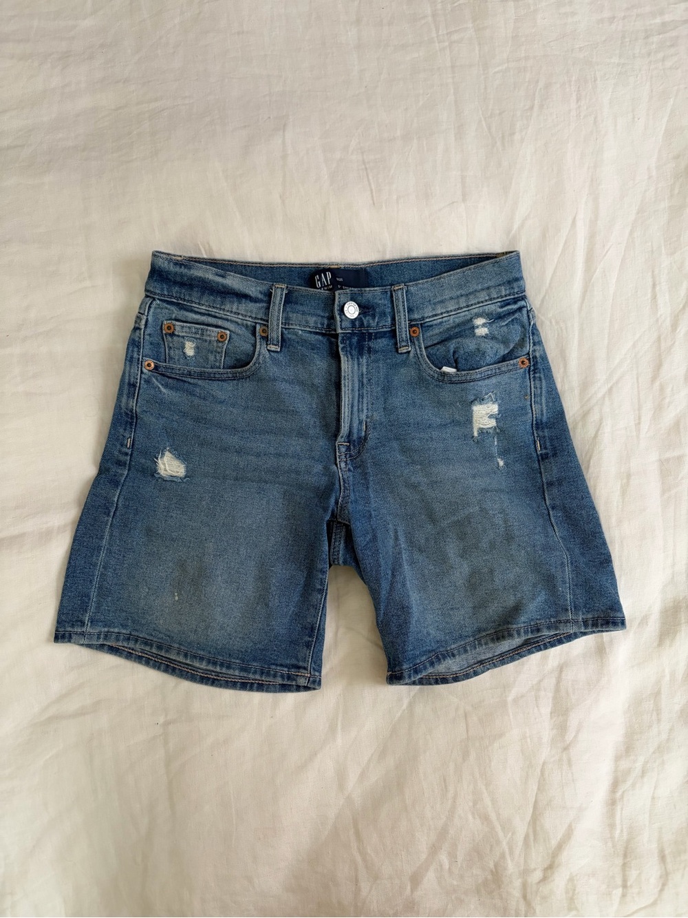 GAP Light Blue Denim 5" Short